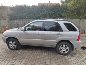 Predaj auta Kia Sportage 4 x 4,. - 3