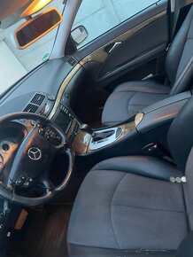 Predam  mercedes  E 211    320  cdi  a  280  cdi - 3