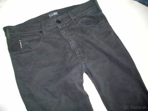 Armani Jeans pánske riflové nohavice  L - 3