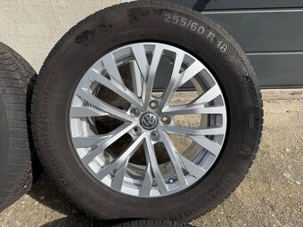 5x112 R18 original VW Touareg 3 CASCADE zimné pneu - 3