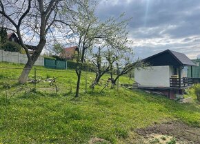 Dve chaty so záhradami v tichej lokalite Púchova - 3