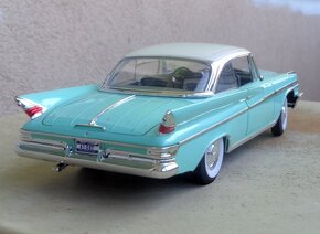 1:18 Ford Crown Victoria, De Soto Adventurer - 3