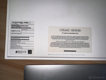 MacBook Pro M1 2020 13-palcový 8GB 256GB SSD - 3