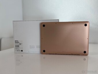 MacBook Air 13″ M1 Gold - 3