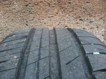 Predám pneu 195/50R15 - 3