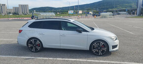 Seat Leon ST Cupra 206KW DSG - 3