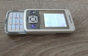 Sony Ericsson T303 - 3