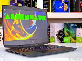 Herný notebook DELL ALIENWARE | RTX 2080 | i9-8950HK | ZÁRUK - 3