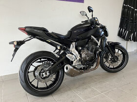 Yamaha MT07 - 3