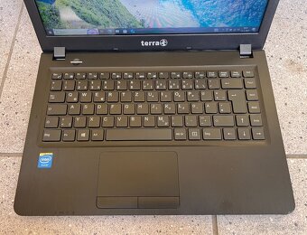 Terra Mobile / Celeron N2840 / 4GB RAM / 128GB SSD / 14" - 3