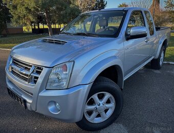 Isuzu D-Max 2.5 Td 136ps • 4x4 • manuál • SingleCab • 4M • - 3