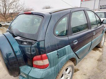 RENAULT SCENIC RX4 - 3