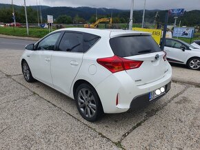 Toyota Auris HYBRID 1.8 CVT - 3