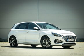 HYUNDAI i30 1.6 CRDi Comfort 2021 - 3