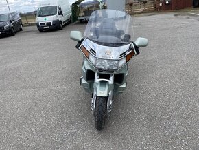 Honda Gold Wing 1500, edice 50 let - 3