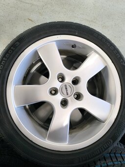 225/45r17 - 3