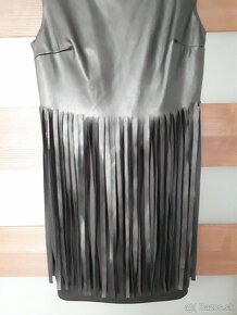 Strapcové koženkové šaty M/L - 3
