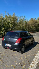 Suzuki Swift 1.3 16V - 3