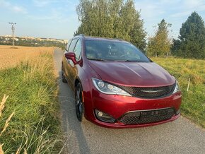 CHRYSLER PACIFICA 2018 3.6 V6 7míst záruka - 3