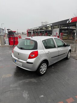 Predam Renault clio 1.2 48 kW auto max zachovalé jediný maji - 3