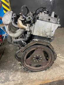 Motor Mercedes E 2001 3,0Td - 3