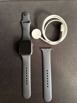 Apple Watch Series 5 44mm Space Gray - 3