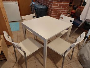 Jedálenský stôl so stoličkami - 3