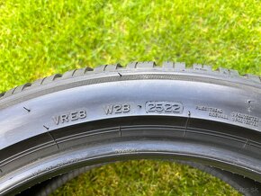 Predám zim. pneu.BRIDGESTONE Blizzak LM05, 225/45 R19 96V - 3