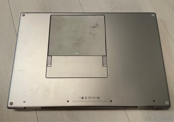 Apple MacBook Pro  C2D 15” 2008 - 3