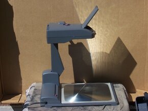 3M 2770 Overhead Projector

 - 3