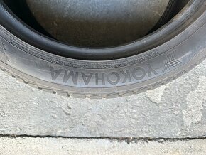 Zimne pneu Yokohama  235/50 R 19 - 3