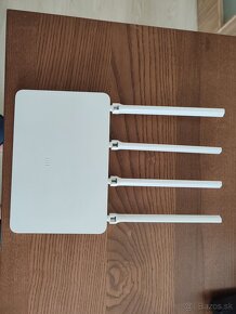 Predám výkonný Wifi Xiaomi Mi Router3 - 3