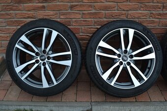 5x112 R19 Letna sada Org. Audi A6 c8 + 245/45 R19 Michelin - 3