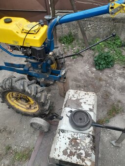 Traktor, rotovator a pluh znacky Agzad plus vlecka - 3