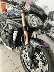 Triumph 1050 speed triple - 3