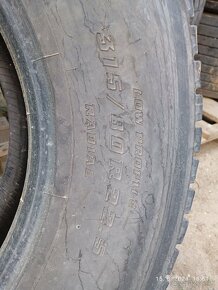 1ks 315/80 R22,5 Bridgestone M729 / M730 - 3