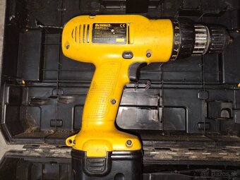 Dewalt - 3