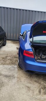 Rozpredam audi A5 S5 RS5 B8 alcantara 4,2FSI - 3