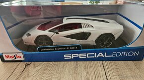 Maisto 1:18 Lamborghini Countach LPI 800-4 - 3