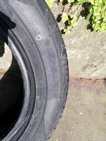 Predam novú pneu 215/60 R16 - 3