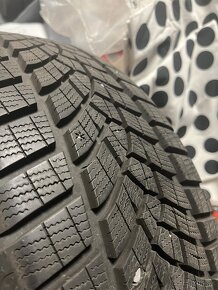 Goodyear Ultragrip 225 45 R19 - 3