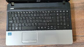 Acer TravelMate P253 - 3