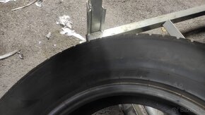 Pirelli 235/65R17 zimné - 3