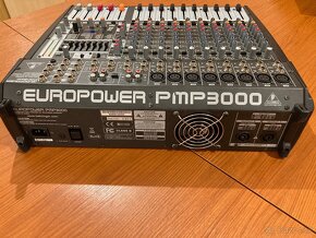 Behringer PMP 3000 - 3