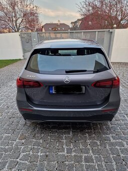 Prodám NOVÉ Mercedes-Benz B 180 ZÁRUKA 3/2026 najeto 1900km - 3