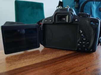 Canon EOS 700D - 3