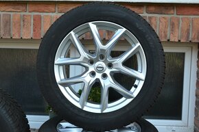 5x108 R18 Zimna sada Original Volvo XC40+ 235/55 R18 Dunlop - 3