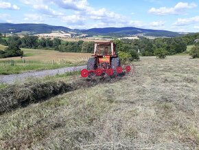 traktor francozske zetor Renault - 3