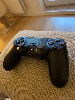 Playstation 4 slim+hry - 3