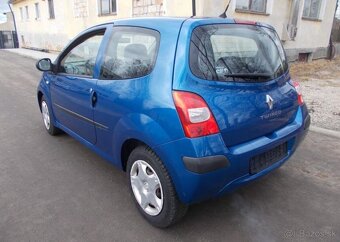 Renault Twingo 1,2 43KW benzín manuál 43 kw - 3